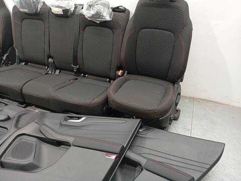 Foto 4ª: Asientos Traseros Ford Kuga 1.5 ECOBOOST 150CV 110KW [UPDA] (2024)