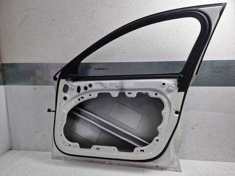 Foto 3ª: Puerta Delantera Derecha Volvo V60 197 CV 145KW [D420T8] (2022)