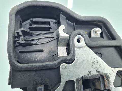 Foto 2ª: Cerradura Puerta Trasera Derecha Bmw Serie 1 114 118D 143CV 105KW [N47D20C] (2012)
