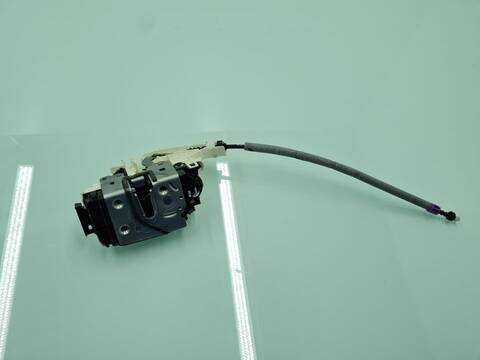 Cerradura Puerta Trasera Izquierda Mercedes Clase G 230 GLA 200 CDI 156.908) 136CV 100KW