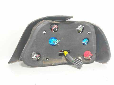 Foto 2ª: Piloto Trasero Izquierdo Bmw Serie 7 720 725TDS 2 TD CAT 143CV (1994)