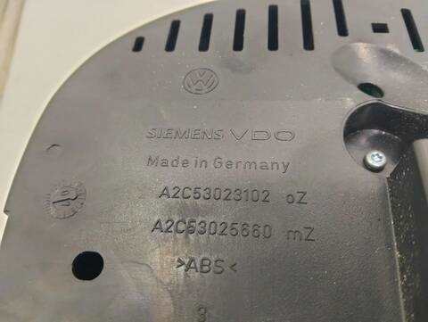 Foto 3ª: Cuadro de Instrumentos Volkswagen Golf CONCEPTLINE E) 105CV (2003)