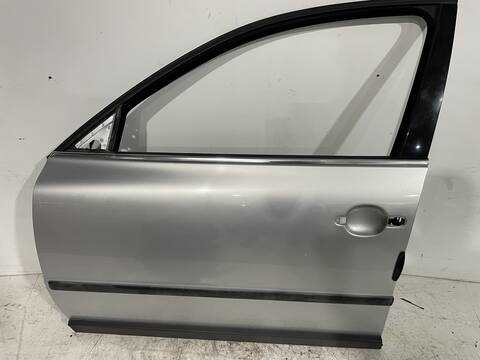 Foto 2ª: Puerta Delantera Izquierda Volkswagen Passat ADVANCE BERLINA 131CV 96KW [AVF] (2003)