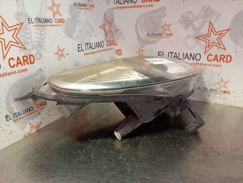 Foto 3ª: Faro Derecho Citroen Xsara 1.6 HDI 90 SX PICASSO 90CV 66KW [D-9HX] (2010)