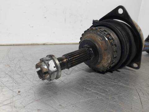 Foto 4ª: Transmision Delantera Izquierda Renault Clio 1.9 D 64CV 47KW [F8Q K6] (2000)