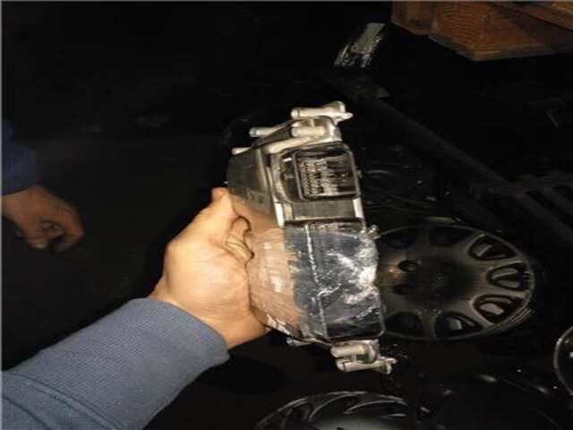 Foto 2ª: Centralita Motor ECU Peugeot 1007 1.6 16V [NFU (TU5JP4)]