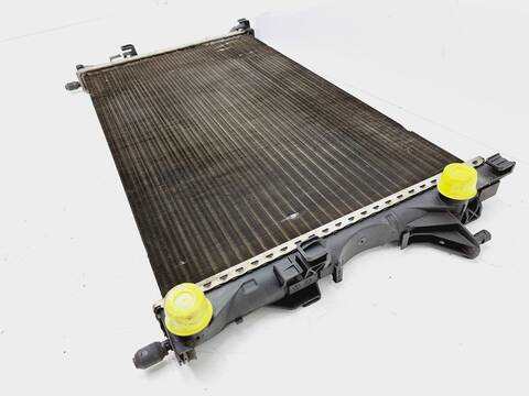 Foto 3ª: Radiador Motor Renault Laguna AUTHENTIQUE 110CV 81KW [F9Q D6] (2005)