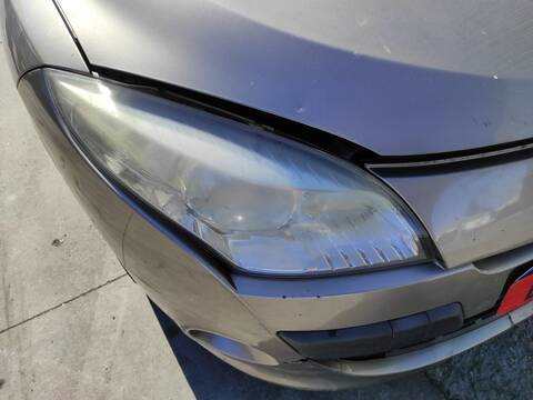 Foto 1ª: Faro Derecho Renault Megane K9K832 BERLINA III BERLINA 5P (2010)