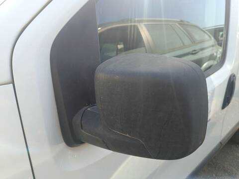 Retrovisor Izquierdo Peugeot Bipper ACTIVE 75CV 55KW