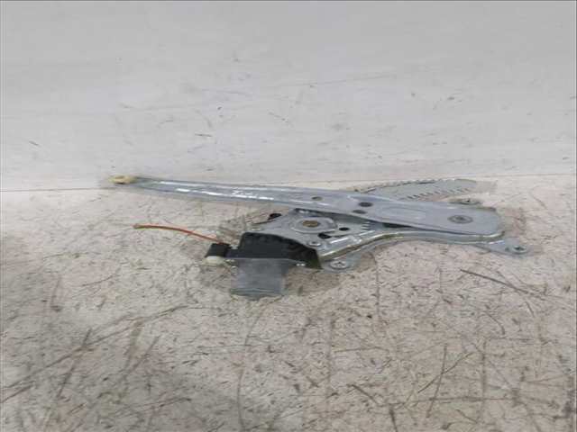 Elevalunas Manual Trasero Izquierdo Suzuki SX4 1.4 T ALLGRIP AKK 414) 140CV