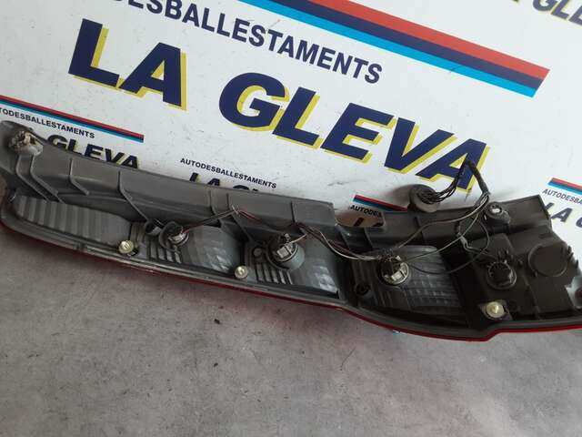 Foto 2ª: Piloto Trasero Derecho Honda Crv 2.2 CTDI 140CV RE2/4/5/6/7 DESDE MODELO 2007) [N22A2] (2009)