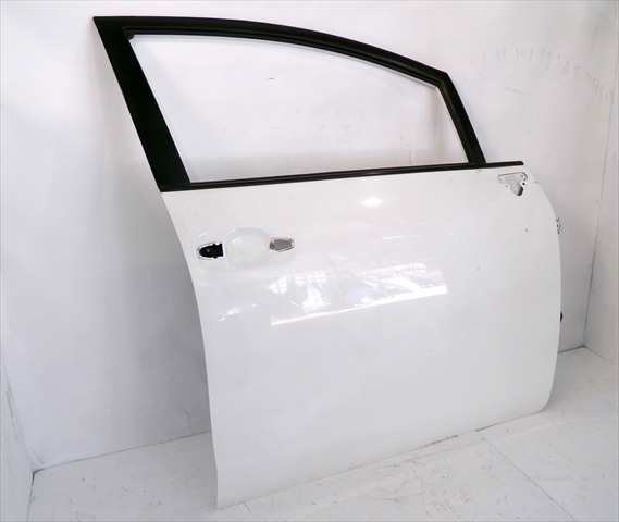 Foto 2ª: Puerta Delantera Derecha Toyota Verso 2.0 D-4D 2013-2018 [1AD] (2013)