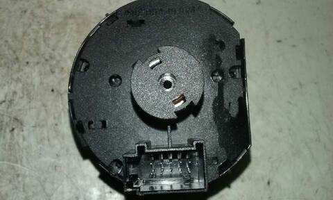 Foto 2ª: Mando Luces Volkswagen Sharan ADVANCE BLUEMOTION 170CV 125KW [CFGB] (2011)