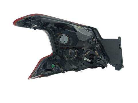 Foto 3ª: Piloto Trasero Derecho Peugeot 308 1.2 12V E 131CV (2013)