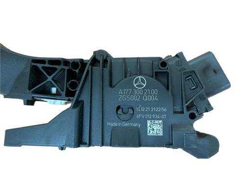 Foto 2ª: Pedal Acelerador Mercedes Clase A 140 1.3 A 200 EDITION 1 177.087) [1 3 LTR. - 120 KW CAT] 163CV [282914]