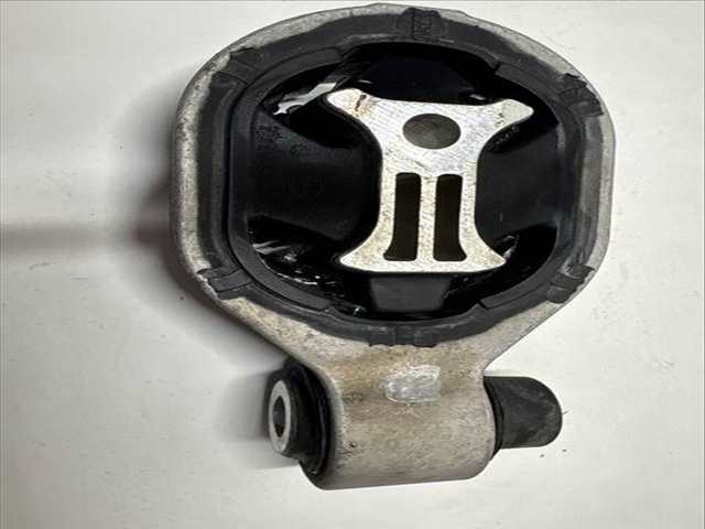 Soporte Motor Nissan Pulsar K9K