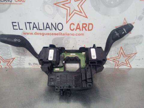 Foto 3ª: Mando Multifuncion Ford Focus TITANIUM 125CV 92KW [M1DA] (2012)