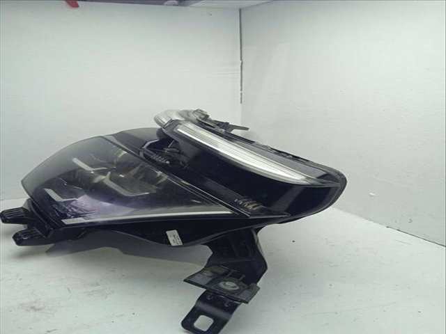 Foto 3ª: Faro Derecho Citroen C4 1.2 PURETECH 130 BAHNSA BAHNSB) 131CV 96KW [HNS (EB2ADTS)] (2023)