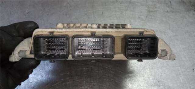 Foto 3ª: Centralita Motor ECU Citroen C3 1.4 HDI [8HZ (DV4TD)]