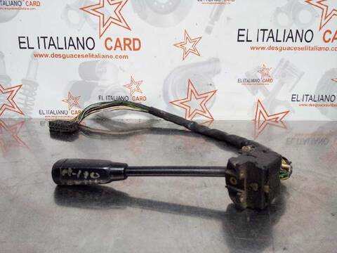 Foto 1ª: Mando Luces Mercedes Clase C 160 BERLINA 136CV 100KW (1982)