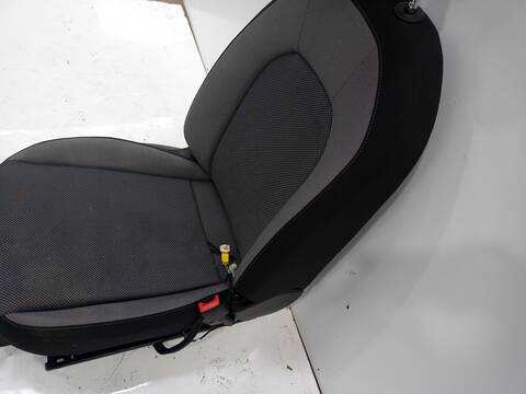 Foto 3ª: Asiento Delantero Derecho Seat Ibiza STYLE 95CV 70KW [DLAC] (2020)