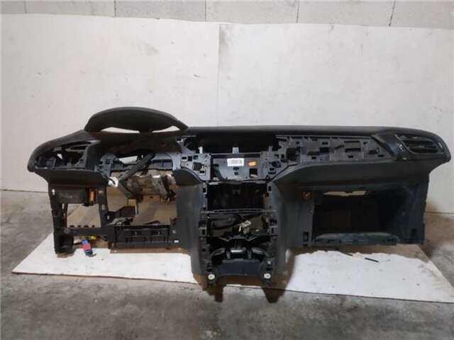 Salpicadero Citroen C3 1.2 12V E-VTI (82 CV)
