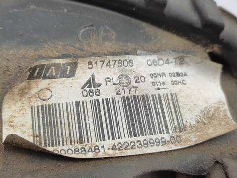 Foto 3ª: Faro Derecho Fiat Idea 1.4 16V 95CV 70KW [843A1000] (2004)