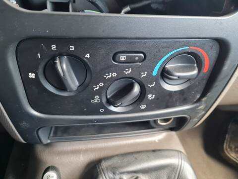 Mando Calefacción A. A. Jeep Cherokee 2.5 CRD BASICO 143CV 105KW