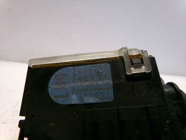 Foto 4ª: Mando Multifuncion Toyota Corolla 2.2 D 2004-2009 (2007)