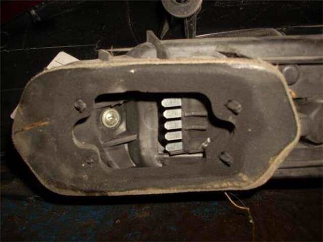 Foto 3ª: Piloto Trasero Derecho Opel Corsa 1.2 [Z 12 XE]