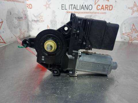 Foto 2ª: Elevalunas Eléctrico Trasero Derecho Volkswagen Touran ADVANCE BLUEMOTION 105CV 77KW [CAY] (2011)