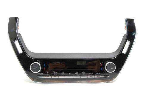 Foto 2ª: Mando Climatizador Toyota Corolla 1.8 HYBRID ZWE211) 98CV 72KW [2ZRFXE] (2023)