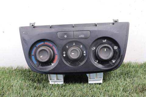 Foto 1ª: Mando Climatizador Fiat Doblo 1.9 D II 120CV 88KW 152) 263A2000 (2013)