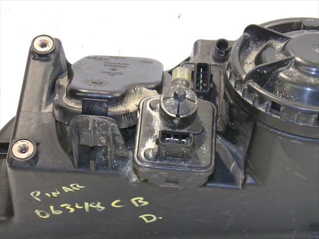 Foto 3ª: Faro Derecho Volvo V70 2.4 G RANCHERA, 1997-2000 [B5254T] (1998)