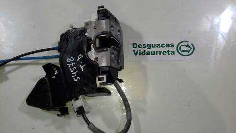 Cerradura Puerta Trasera Derecha Mercedes Clase C 160 C 320 CDI 4-MATIC 204.089) BERLINA 224CV 165KW