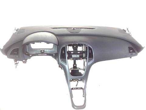 Foto 3ª: Salpicadero Opel Astra VERSION INDEFINIDA (2009)