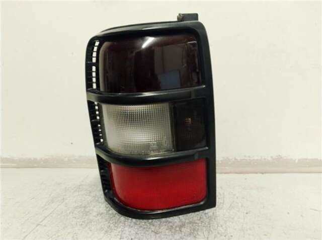 Piloto Trasero Izquierdo Mitsubishi Montero 2.8 TD (V46W)