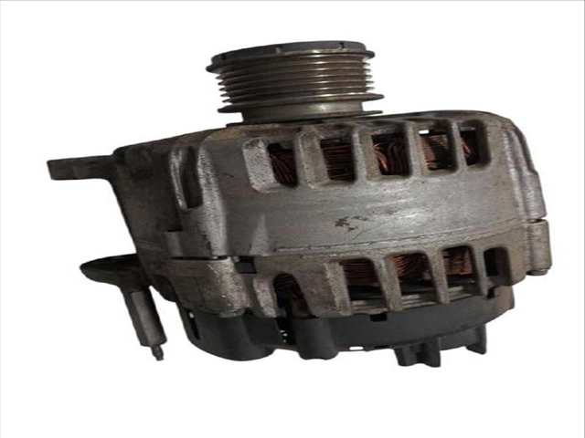 Foto 2ª: Alternador Audi A3 1.6 TDI (2003)