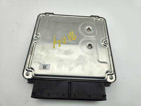 Foto 3ª: Centralita Motor ECU Audi A4 BASICO AVANT 150CV 110KW [DEUA] (2017)