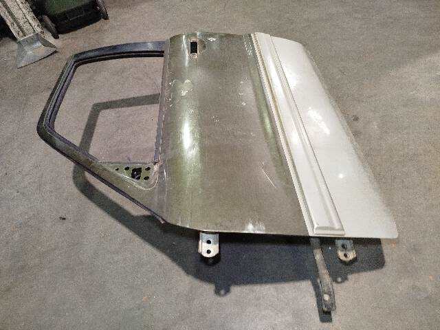 Foto 3ª: Puerta Delantera Izquierda Nissan Patrol 2.8 TD [RD28ETI] (1999)