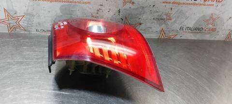 Foto 3ª: Piloto Trasero Izquierdo Volkswagen Golf HIGHLINE BERLINA 140CV 103KW [BKD] (2004)