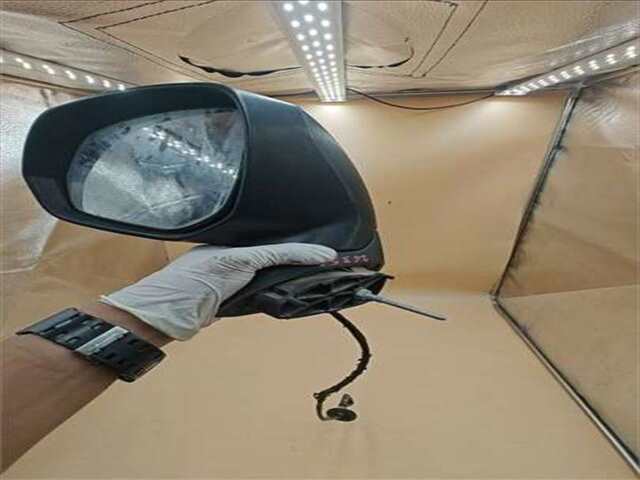 Foto 1ª: Retrovisor Izquierdo Peugeot 3008 1.6 CONFORT [1.6 LTR. - 80 KW HDI FAP CAT (9HZ - DV6TED4)] [9HZ (DV6TED4)]