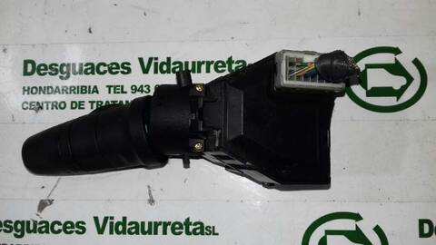 Foto 2ª: Mando Multifuncion Nissan X-Trail 2.2 16V TD CAT 114CV 84KW T30) [YD22] (2002)