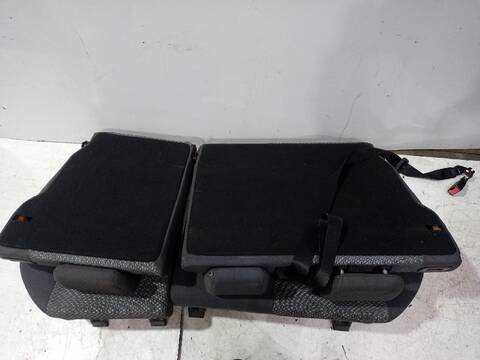 Foto 3ª: Asientos Traseros Ford Focus TREND 101CV [HWDA] (2004)