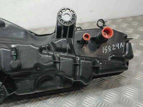 Foto 2ª: Deposito AdBlue Fiat 500 CITY CROSS 69CV 51KW [55280444] (2019)