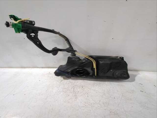 Deposito de Combustible Volkswagen Polo 1.4 16V 75CV 55KW