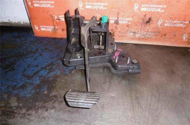 Foto 3ª: Pedal Freno Peugeot 407 2.0 HDI [RHY]