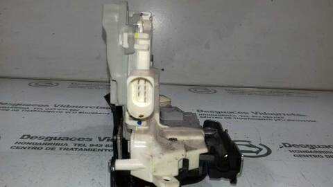 Foto 3ª: Cerradura Puerta Delantera Izquierda Audi A4 BASICO AVANT 136CV 100KW [CJCB] (2011)