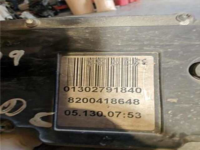 Foto 2ª: Freno de Mano Renault Scenic 1.9 GRAND LUXE PRIVILEGE [1.9 LTR. - 88 KW DCI DIESEL] (JM)(2003-_) [F9Q 812]