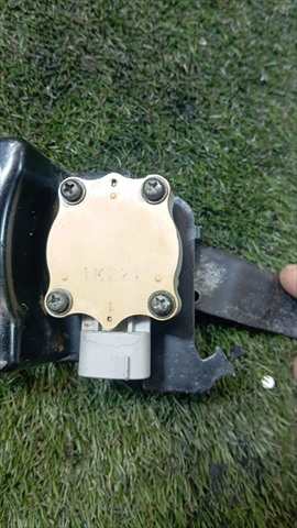 Foto 4ª: Caja Reles Fusibles Lexus LX 4.7 G 470 V8 (2002)